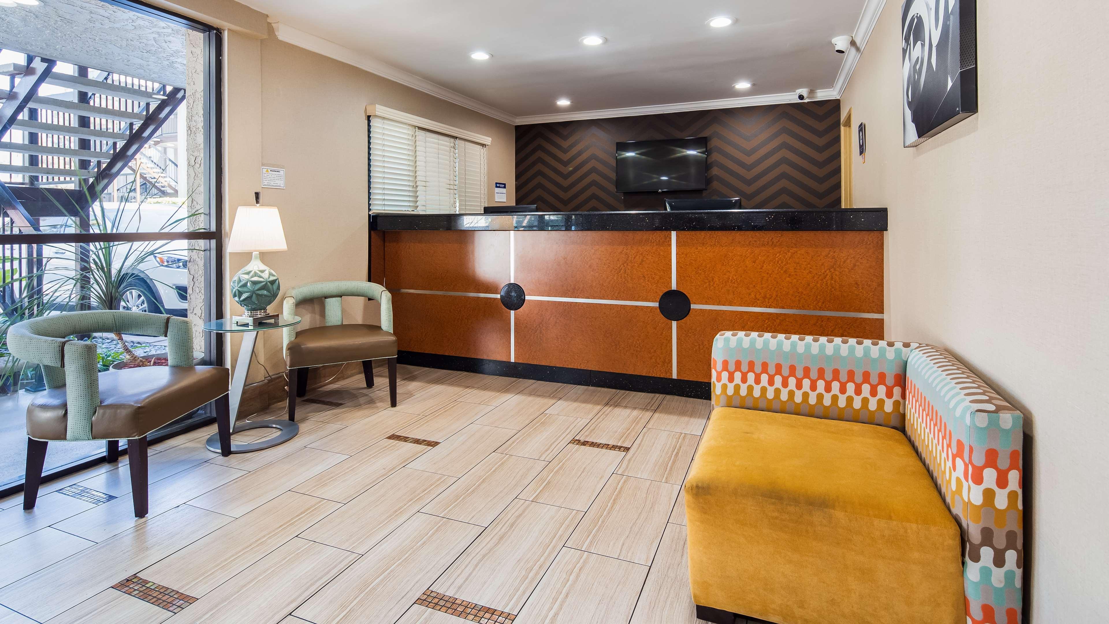 Best Western Courtesy Inn Hotel - Anaheim Resort At The Park Экстерьер фото