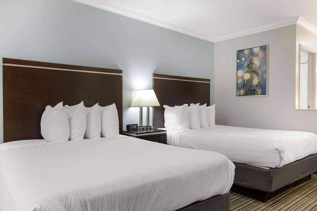 Best Western Courtesy Inn Hotel - Anaheim Resort At The Park Номер фото