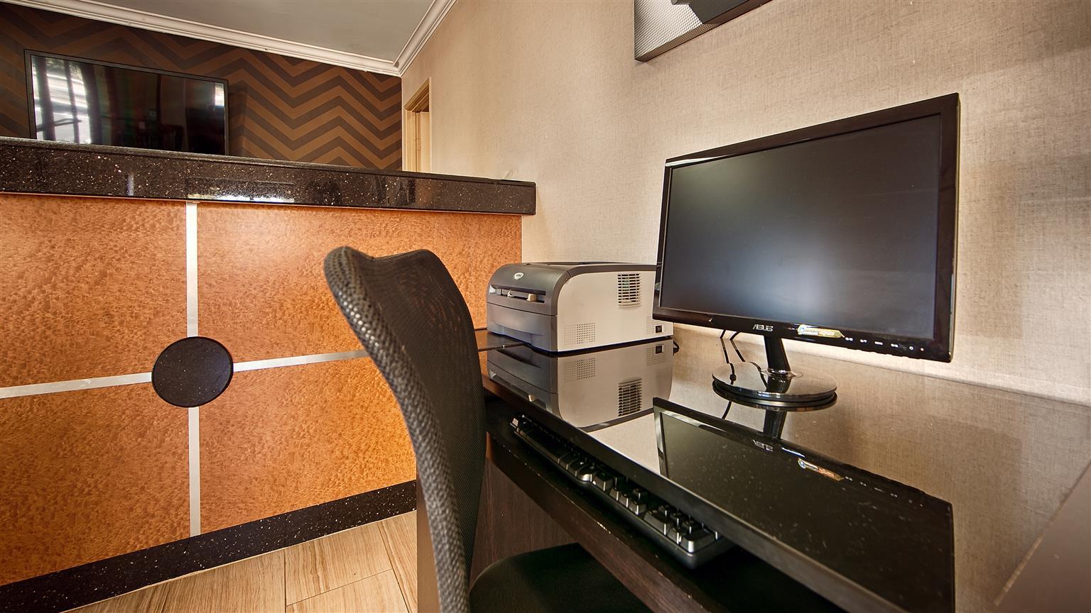 Best Western Courtesy Inn Hotel - Anaheim Resort At The Park Экстерьер фото